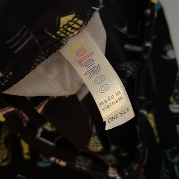 NEW! OS Shoe Leggings LuLaRoe - Picture 3 of 4